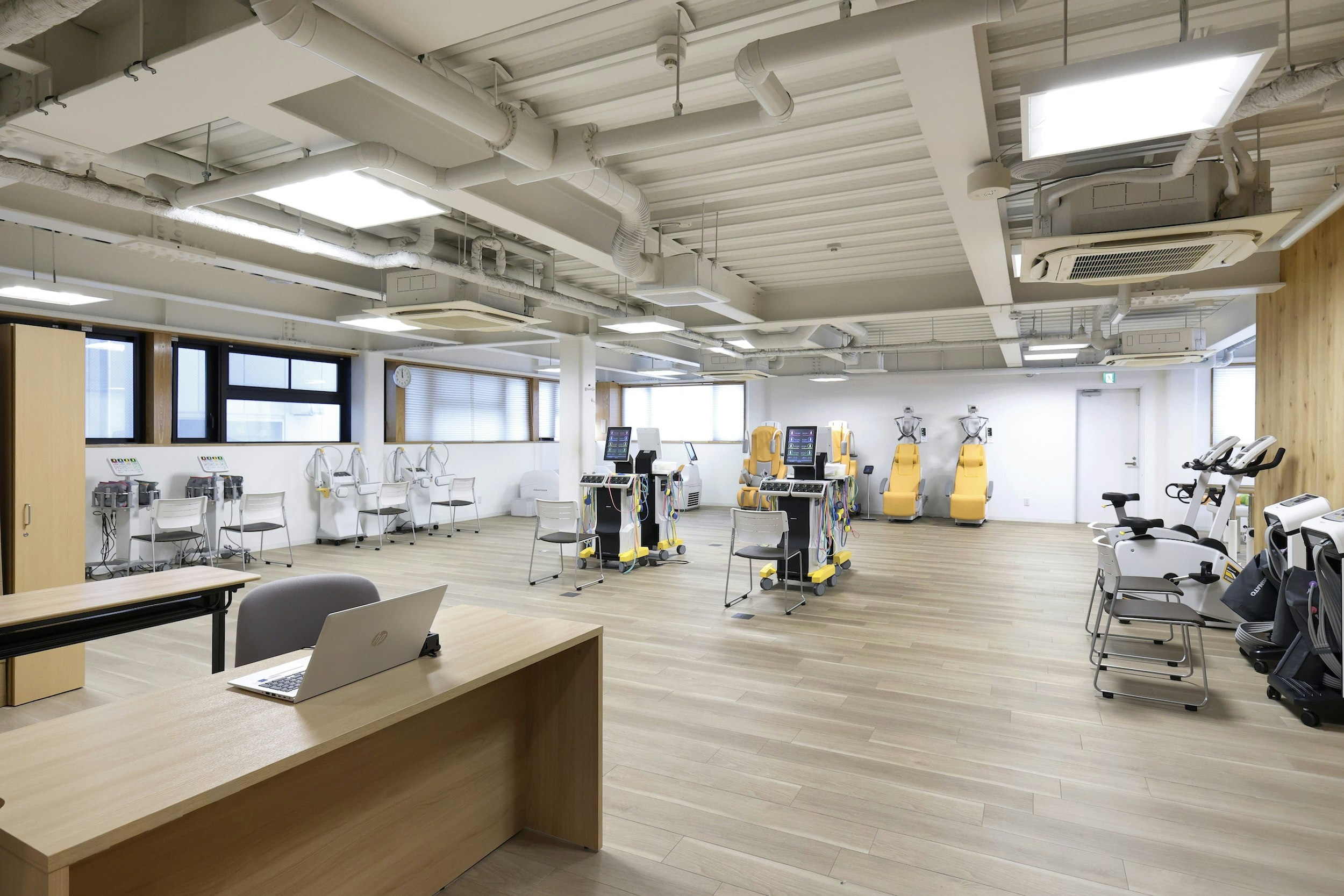 かんざき整形外科 リハビリテーションの院内画像